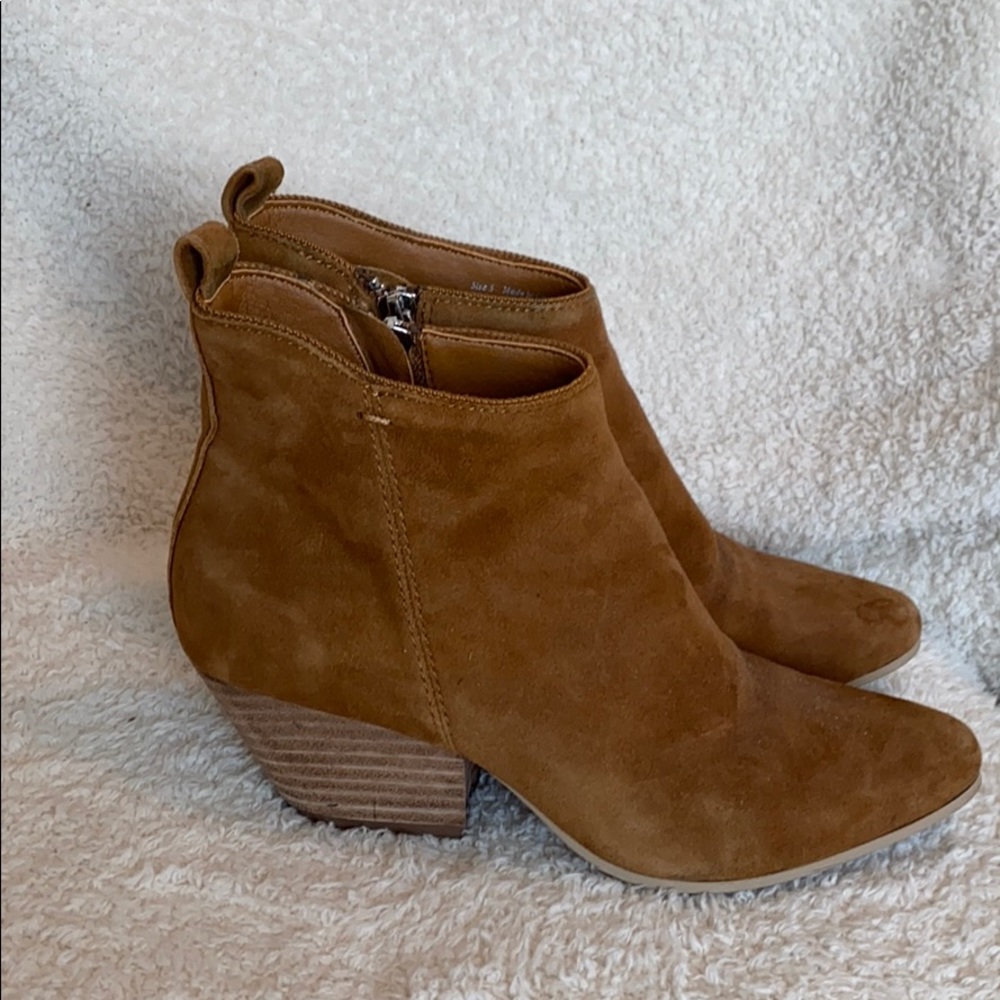Dolce Vita booties